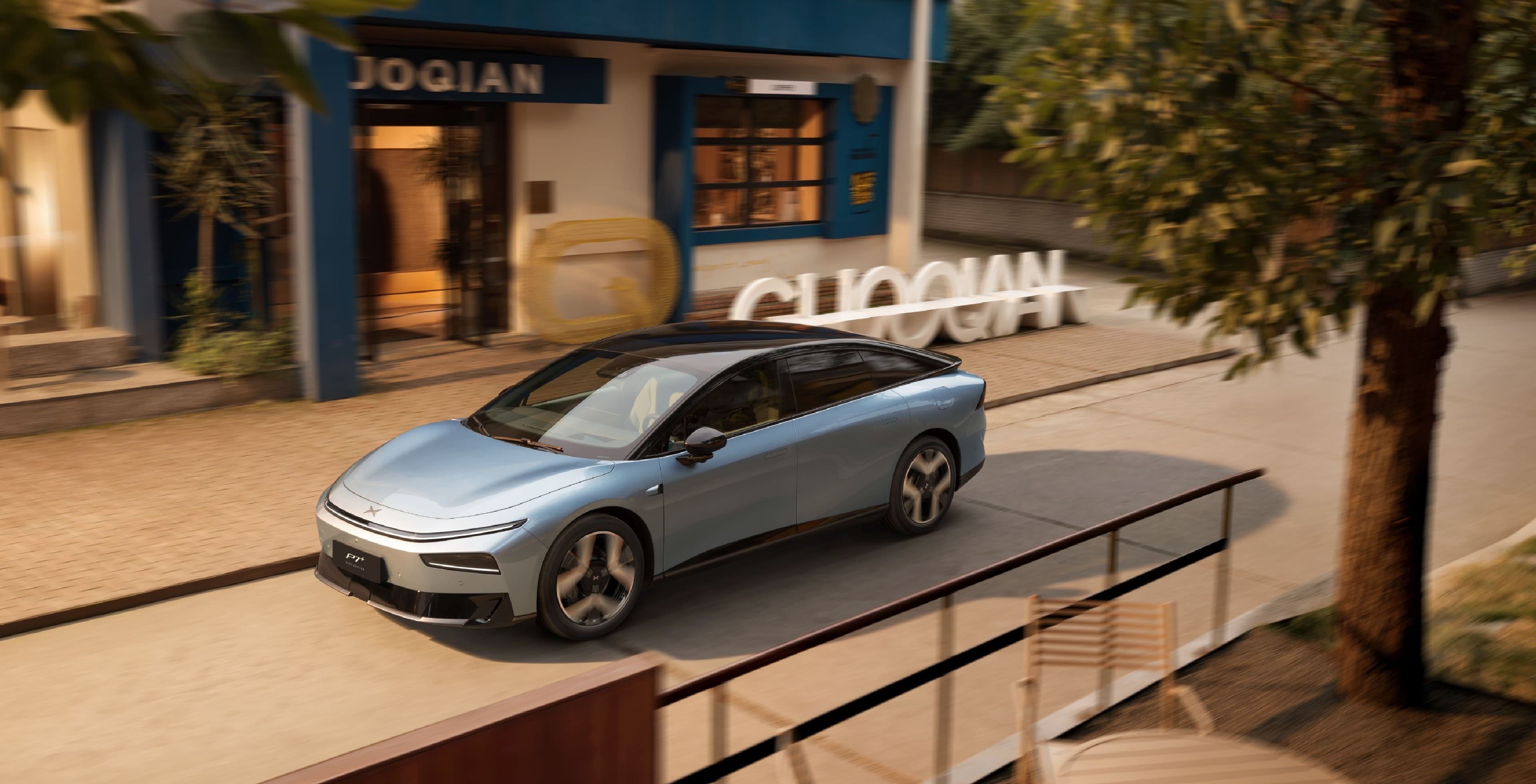 Електромобілі X-Peng P7+ PHEV з Китаю